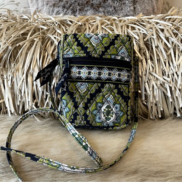 VERA BRADLEY Cambridge 2007 Mini Hipster Velcro Green Navy Travel Crossbody - Picture 1 of 15